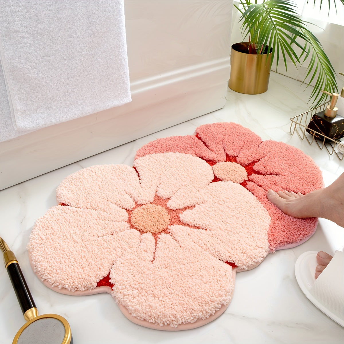 Tapis de salle de bain deux fleurs, tufté et moelleux
