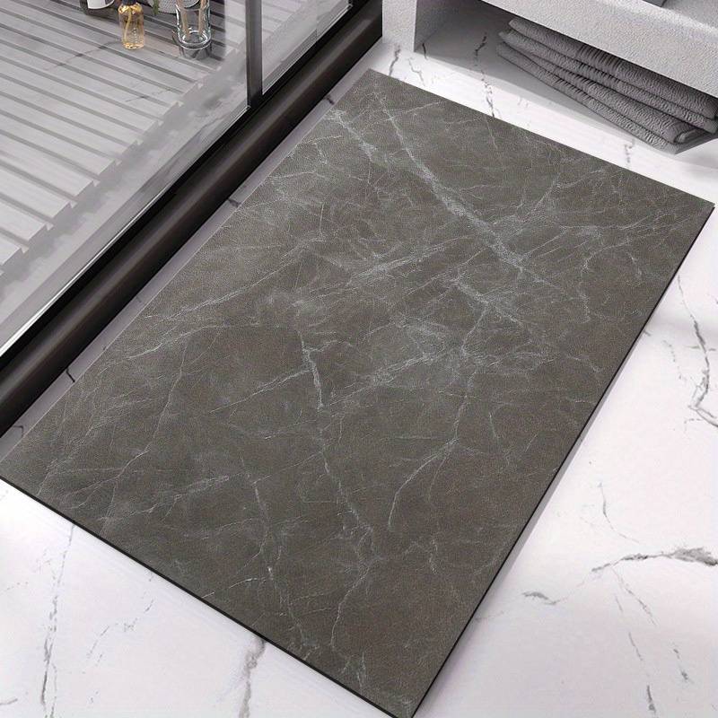 Tapis de salle de bain effet marbre