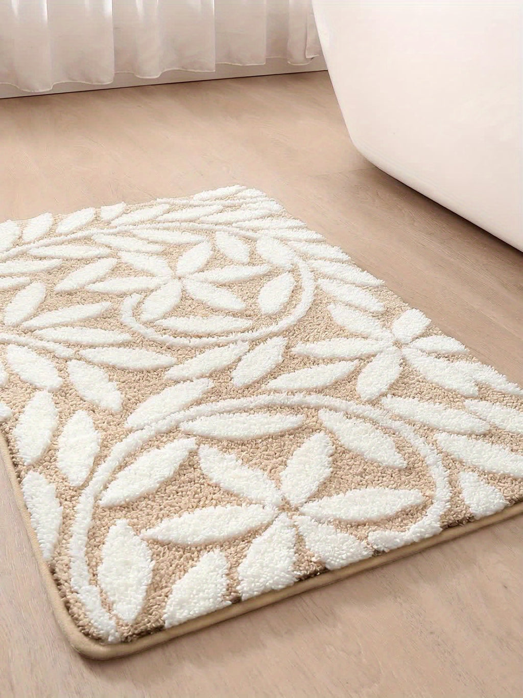 Tapis de salle de bain à feuilles tuftées