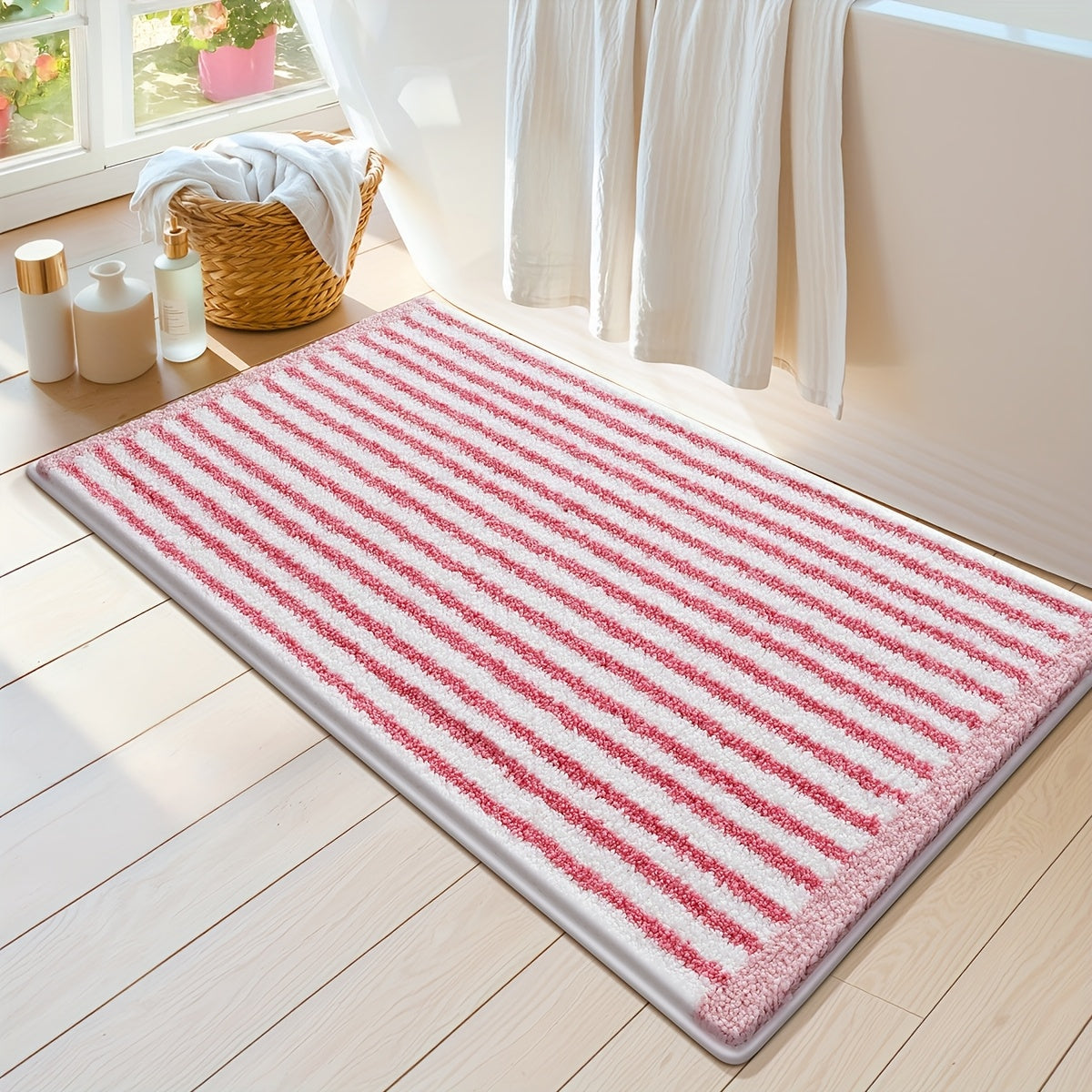 Tapis de salle de bain à fines rayures, trois formats