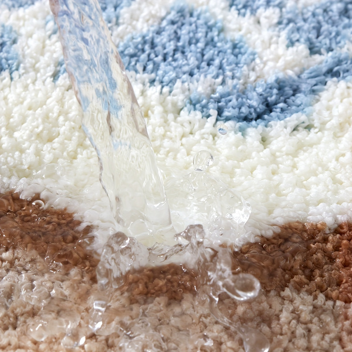 Tapis de salle de bain long motif vague, moelleux