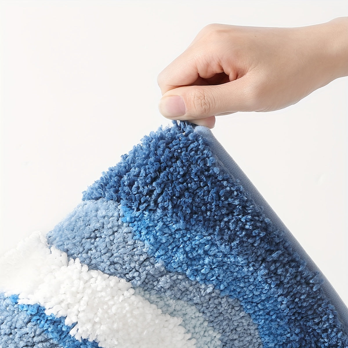 Tapis de salle de bain long, vagues tuftées en relief