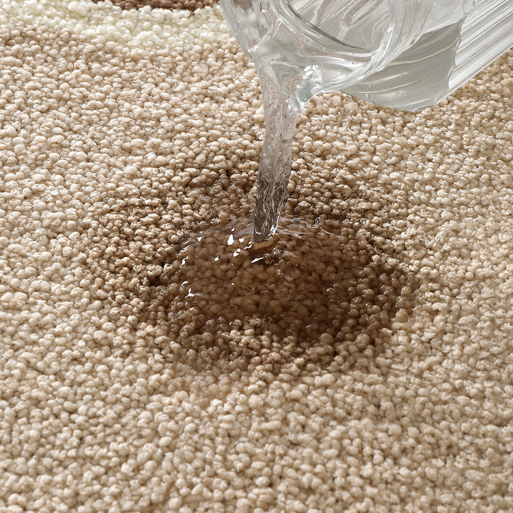 Tapis de salle de bain ovale à contour festonné
