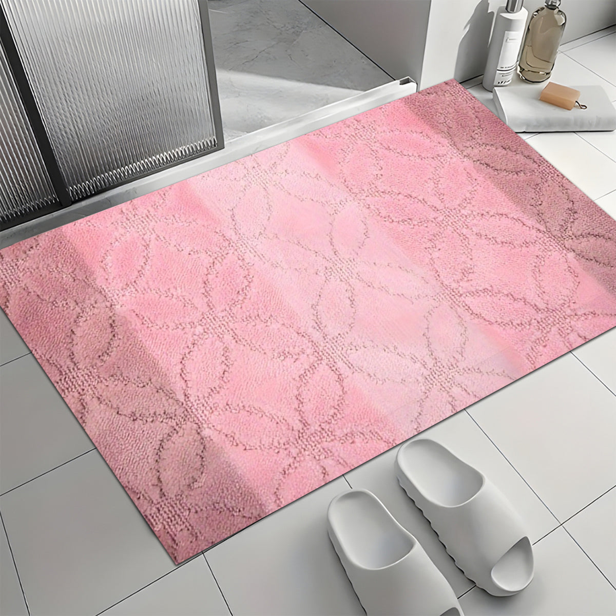 Tapis de salle de bain à entrelacs géométriques ras